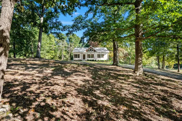 147 Bosham Rd, Westmoreland, TN 37186