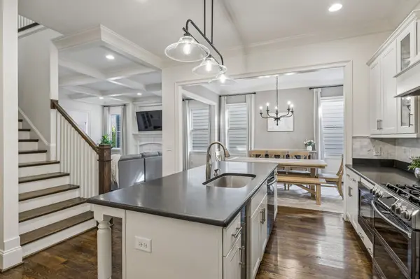 2803A White Oak Dr, Nashville, TN 37215