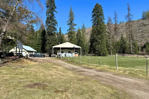 4143 N North Deer Lake Rd, Loon Lake, WA 99148