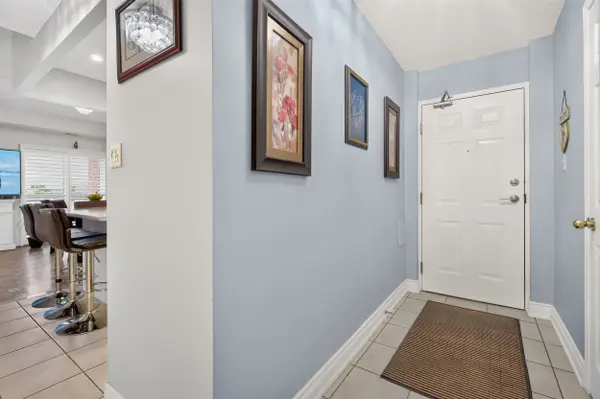 32 Tannery ST #606, Mississauga, ON L5M 6T6