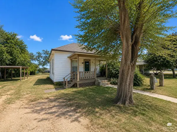 107 S Missouri STA, Kanopolis, KS 67454