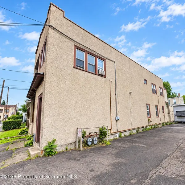 817 Cedar AVE, Scranton, PA 18505