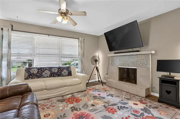 7725 Crescent AVE, Raytown, MO 64138