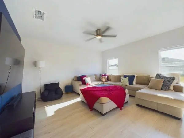 1424 FEATHER LN, Winter Haven, FL 33880