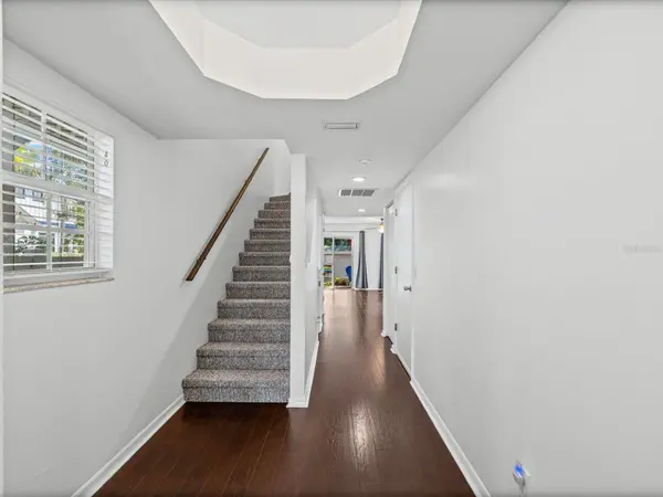 679 BROADWAY, Dunedin, FL 34698