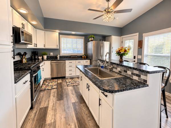 304 S Church ST, Sheffield, IL 61361