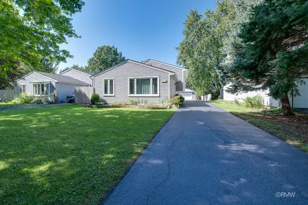0S068 Cottonwood DR, Wheaton, IL 60187
