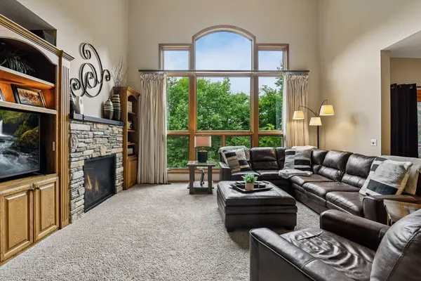 8796 Horizon RDG, Victoria, MN 55386