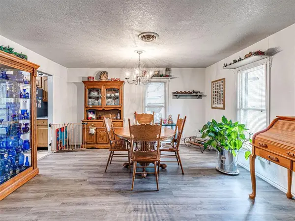 404 Kimberly RD, Tecumseh, OK 74873