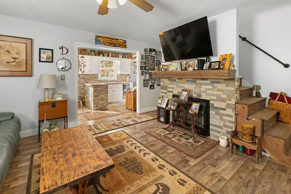 207 Oriole Dr, Mcminnville, TN 37110