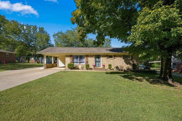 204 Park Cir, Waverly, TN 37185