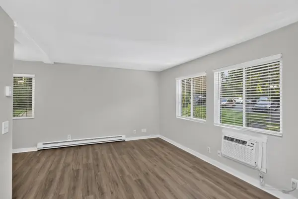 550 Harding Pl #E103, Nashville, TN 37211