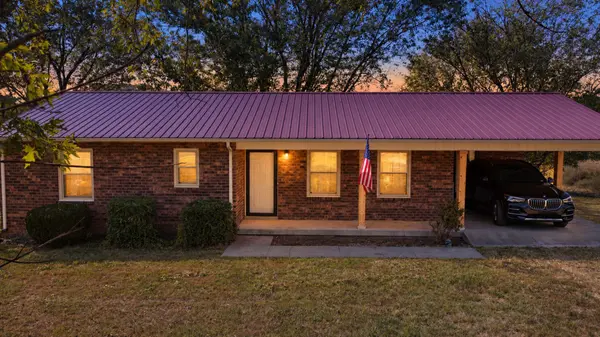 3460 Bradyville Rd, Readyville, TN 37149