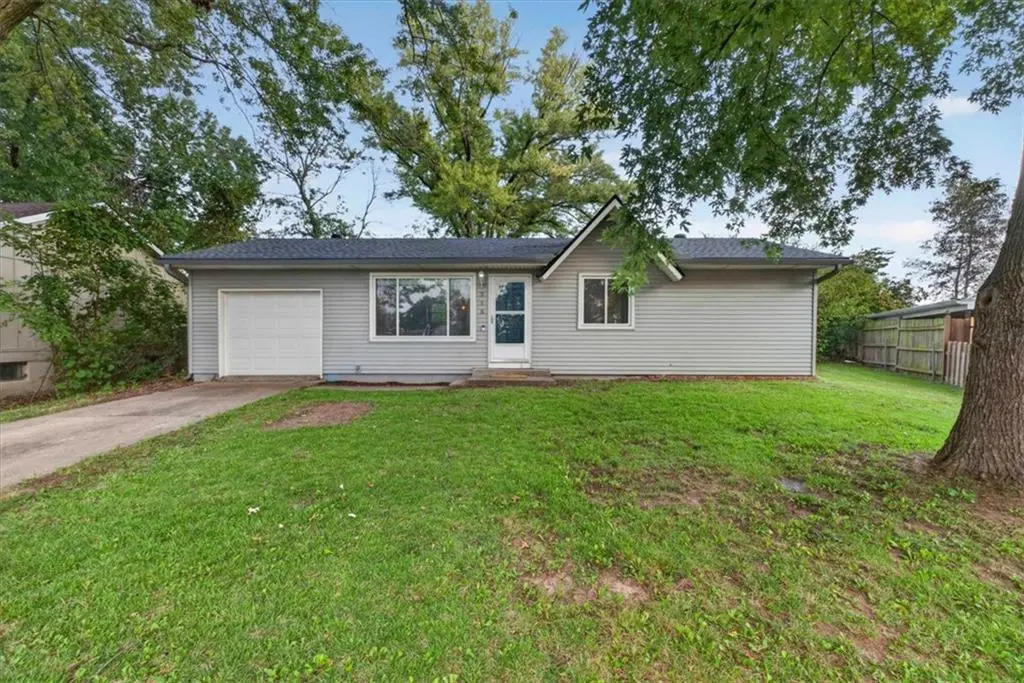 315 N 82nd TER, Kansas City, KS 66112
