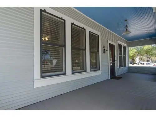 619 Talbot ST, Taylor, TX 76574
