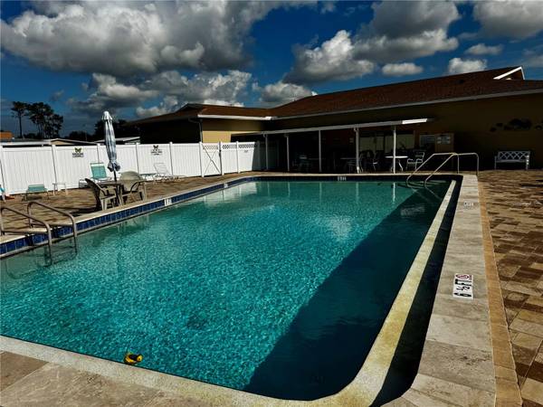 5619 BAYSHORE RD #240, Palmetto, FL 34221