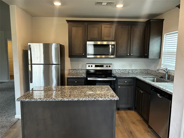 4247 Possumhaw DR, Dallas, TX 75241