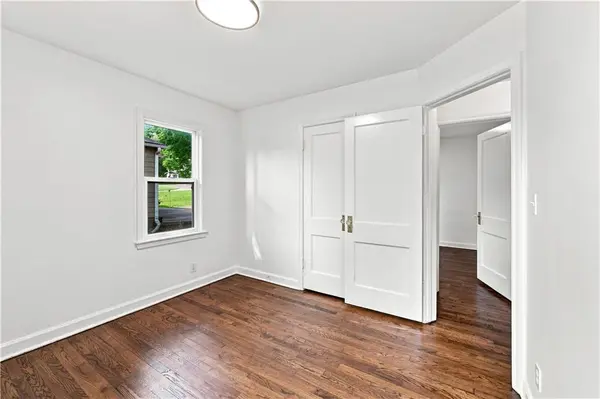 7533 Marty ST, Overland Park, KS 66204