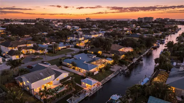 1741 STANFORD LN, Sarasota, FL 34231