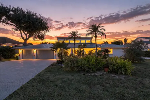 1741 STANFORD LN, Sarasota, FL 34231