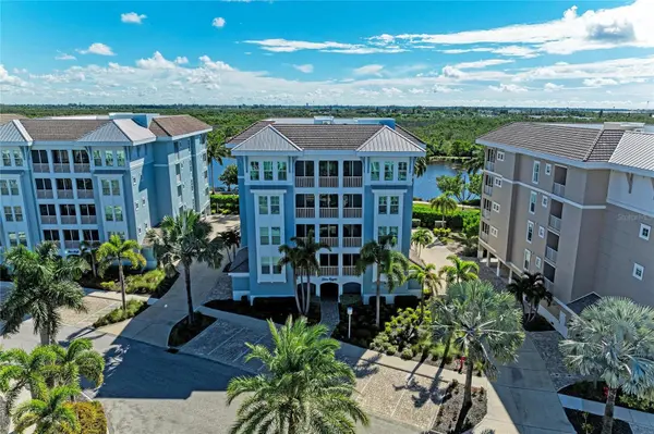 391 ARUBA CIR #401, Bradenton, FL 34209