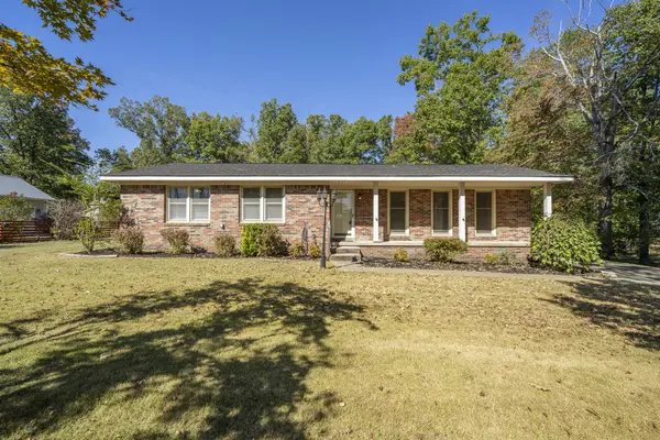 585 E End Dr, Savannah, TN 38372