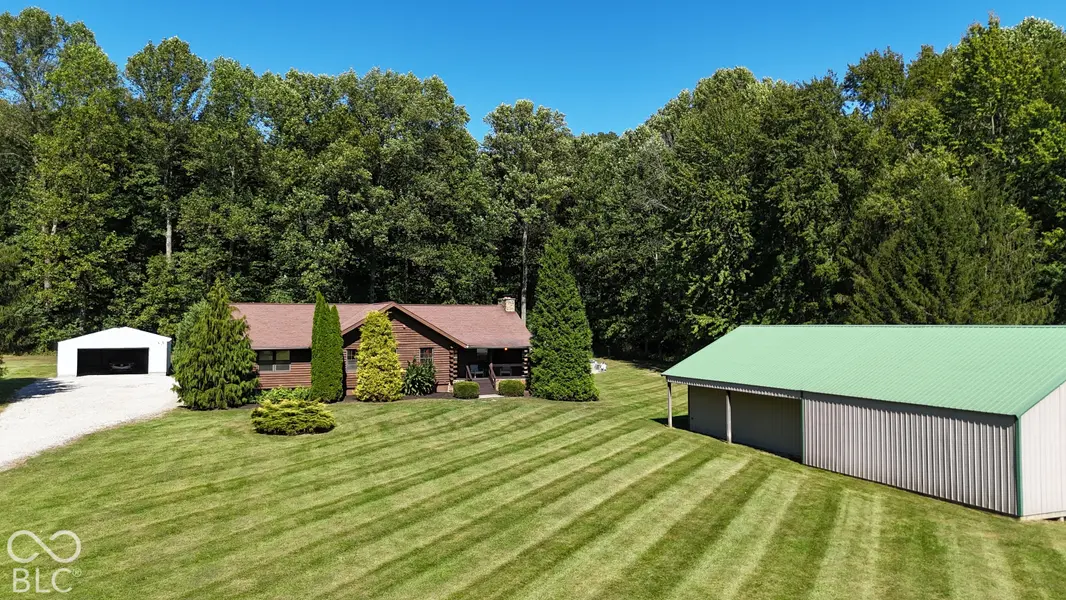 1272 Centerwood DR, Martinsville, IN 46151