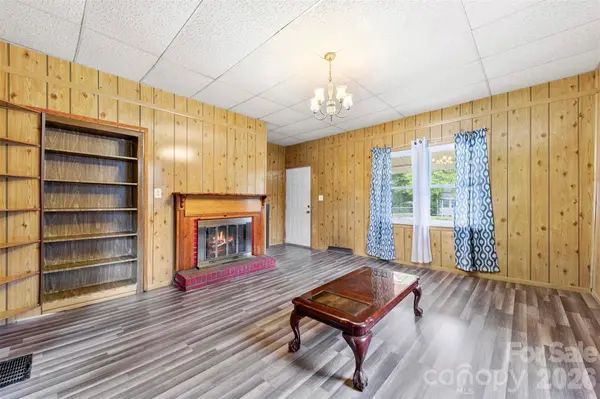 217 S Highland ST, Gastonia, NC 28052