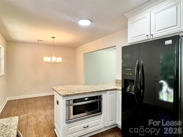 2200 Fair Forest DR, Matthews, NC 28105