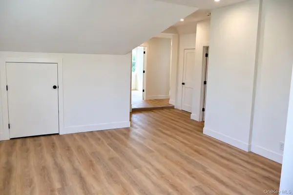 32 Office Space Chichester AVE, Center Moriches, NY 11934