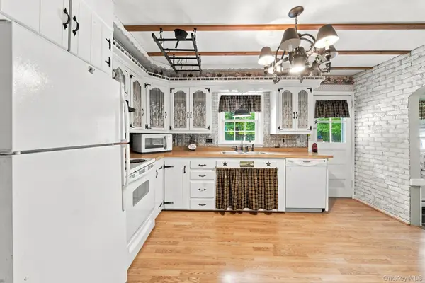 121 First RD, Wappingers Falls, NY 12590