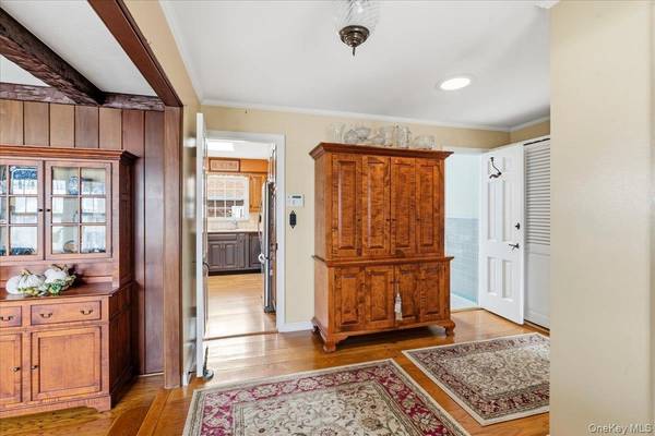 3075 Wilson AVE, Wantagh, NY 11793