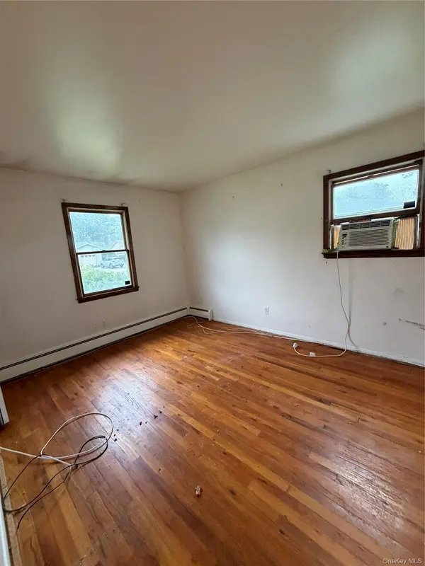 232 Adams ST, Deer Park, NY 11729