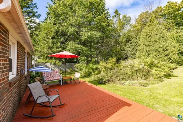 519 Anderson Rd, Duluth, MN 55811
