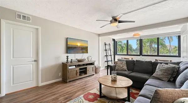5855 MIDNIGHT PASS RD #221, Sarasota, FL 34242