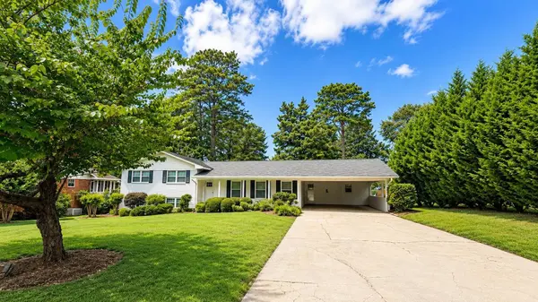 3005 Oakland Drive #NW, Cleveland, TN 37312