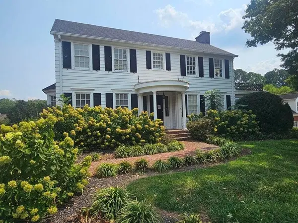 3210 N Ocoee Street, Cleveland, TN 37312