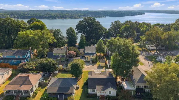 1004 Riverside Rd, Old Hickory, TN 37138