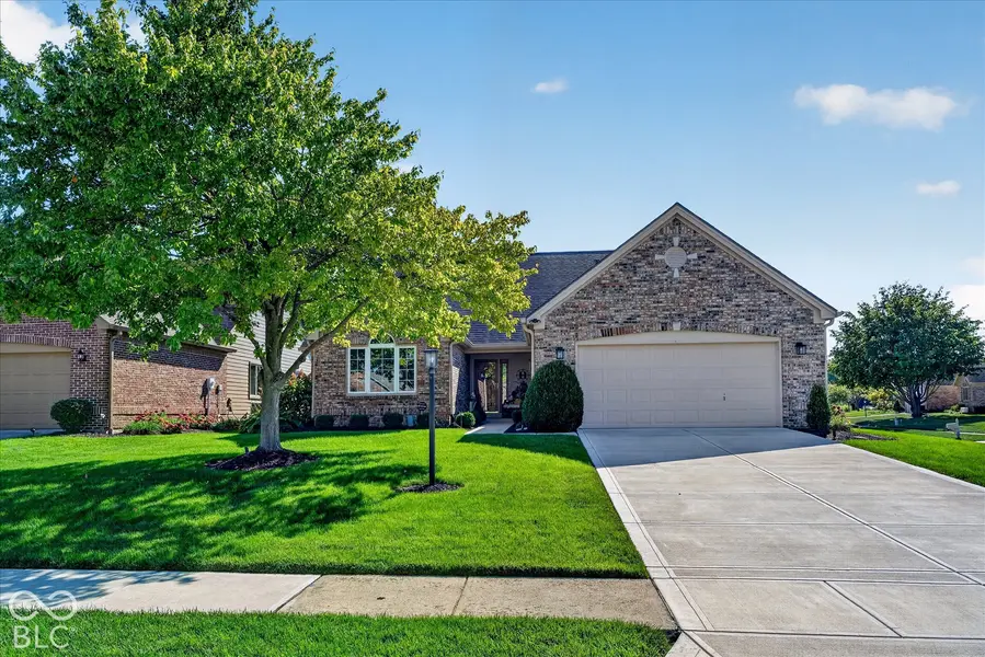 7251 River Glen DR, Fishers, IN 46038