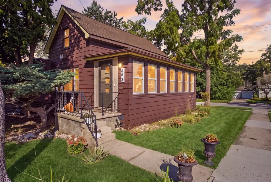 493 E Exchange ST, Sycamore, IL 60178
