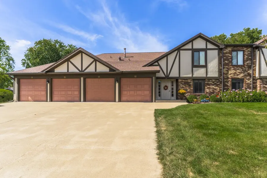 11 Brandywine CT #11, Bloomington, IL 61704