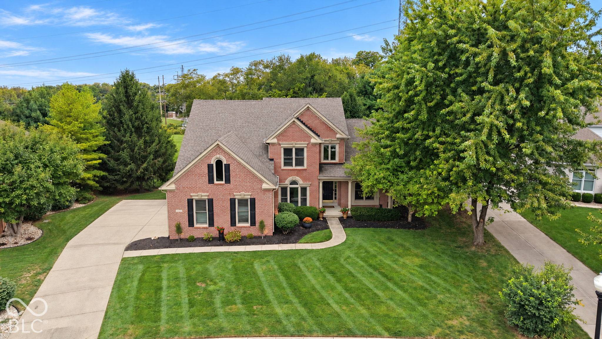 4210 Dartmoor DR, Greenwood, IN 46143