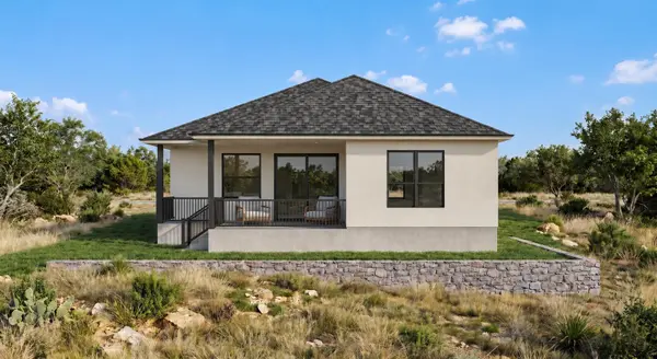 816 Oak LN, Cottonwood Shores, TX 78657