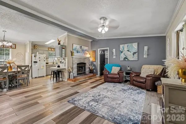 198 Smith Clemmer RD, Mount Holly, NC 28120