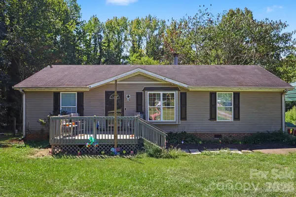 198 Smith Clemmer RD, Mount Holly, NC 28120