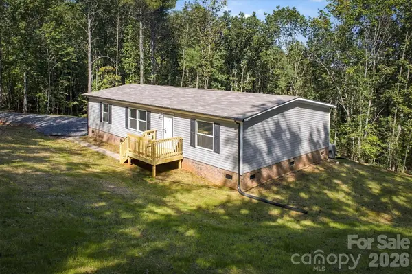 3065 Joshua TRL, Lenoir, NC 28645