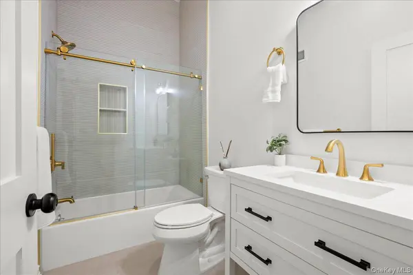 360 western HWY #3, Tappan, NY 10983