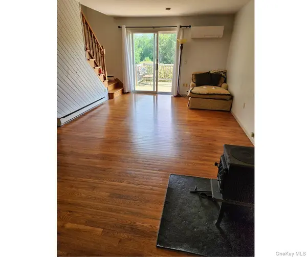 160 Couch RD, Patterson, NY 12563