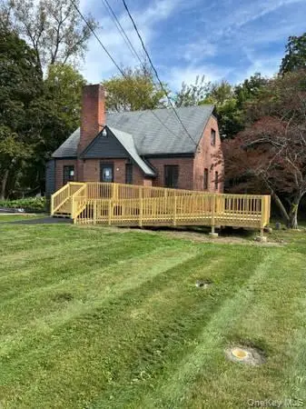 283 Windsor HWY, New Windsor, NY 12553