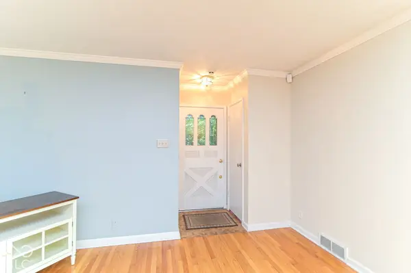 711 E 70th PL, Indianapolis, IN 46220